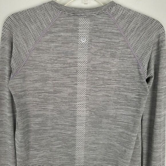 Lululemon Size 8 Swiftly Tech Long Sleeve 2.0 Top Wee Are From Space White Black - Picture 5 of 10